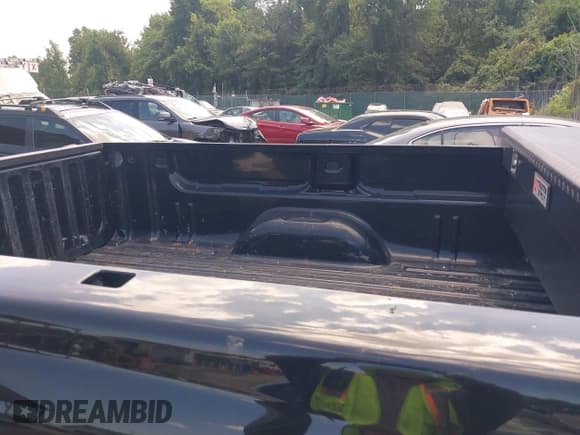 ✅ 2007 Chevrolet Silverado 2500HD 1LT • VIN: 1GCHK24K07E514058 • Lot: 42827038. Wystawiony na IAAI z przebiegiem 82 424 mil. Bezpłatny archiwum sprzedaży aukcyjnych z USA i szczegółowy raport historii pojazdu na DreamBid. Zdjęcie 8.