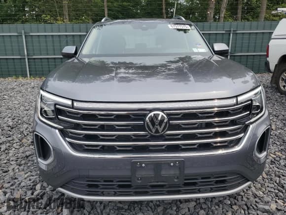 ✅ 2024 Volkswagen Atlas SEL • VIN: 1V2BR2CA7RC553253 • Лот: 67577575. Опубликован ранее на Copart с пробегом 10 302 миль. Бесплатный доступ к архиву аукционных продаж из США и подробный отчёт об истории автомобиля на DreamBid. Изображение 5.