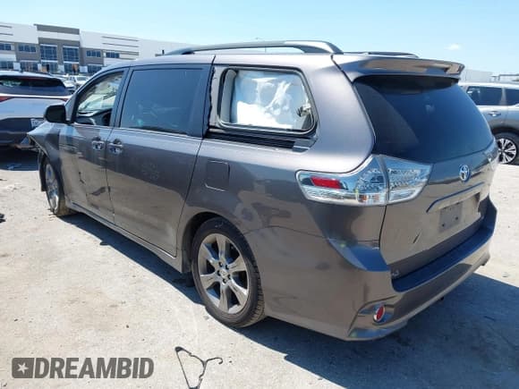 ✅ 2012 Toyota Sienna SE • VIN: 5TDXK3DC5CS232979 • Лот: 43136504. Опубликован ранее на IAAI с пробегом 198 231 миль. Бесплатный доступ к архиву аукционных продаж из США и подробный отчёт об истории автомобиля на DreamBid. Изображение 3.