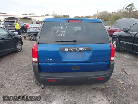 ✅ 2005 Saturn VUE • VIN: 5GZCZ33D55S826176 • Lot: 41482162. Wystawiony na IAAI z przebiegiem 107 276 mil. Bezpłatny archiwum sprzedaży aukcyjnych z USA i szczegółowy raport historii pojazdu na DreamBid. Zdjęcie 17.