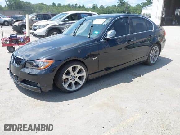 ✅ 2006 BMW 3 Series 330xi • VIN: WBAVD33566KV66774 • Lot: 42562019. Listed on IAAI with 89,308 mi. Free auction sales archive from the USA and detailed vehicle history report at DreamBid. Image 2.