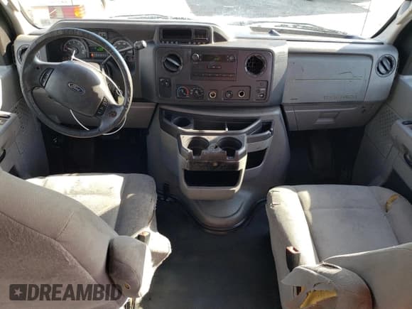 ✅ 2011 Ford Econoline Cargo Commercial • VIN: 1FTNE1EW5BDB27963 • Lot: 51499935. Listed on Copart with 155,860 mi. Free auction sales archive from the USA and detailed vehicle history report at DreamBid. Image 8.