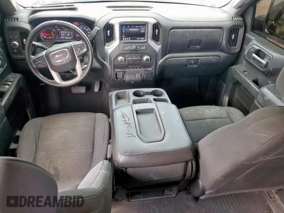✅ 2020 GMC Sierra 1500 • VIN: 1GTP8AEF6LZ182779 • Лот: 68669025. Опубликован ранее на Copart с пробегом 110 828 миль. Бесплатный доступ к архиву аукционных продаж из США и подробный отчёт об истории автомобиля на DreamBid. Изображение 8.