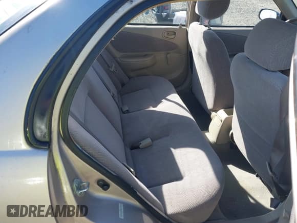 ✅ 2002 Chevrolet Prizm • VIN: 1Y1SK52892Z413645 • Lot: 41710314. Listed on IAAI with Not provided. Free auction sales archive from the USA and detailed vehicle history report at DreamBid. Image 8.