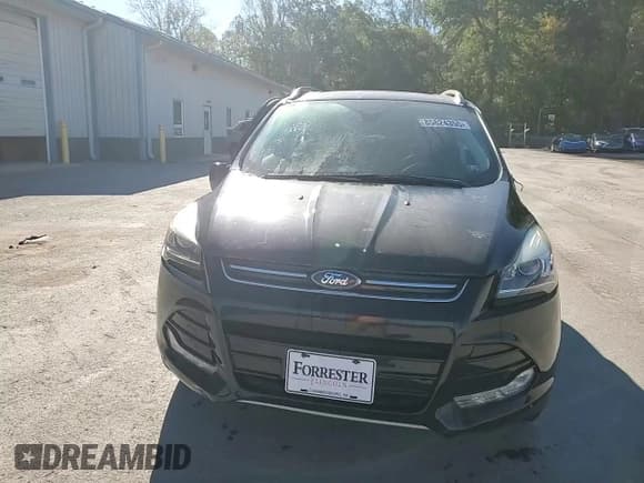 ✅ 2016 Ford Escape Titanium • VIN: 1FMCU9JX3GUB83829 • Lot: 85824355. Wystawiony na Copart z przebiegiem 9 522 mil. Bezpłatny archiwum sprzedaży aukcyjnych z USA i szczegółowy raport historii pojazdu na DreamBid. Zdjęcie 14.
