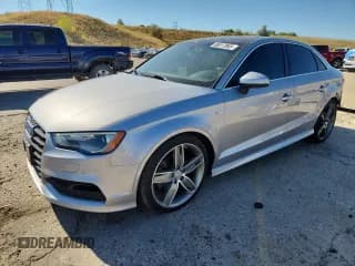 ✅ 2016 Audi A3 Premium Plus • VIN: WAUJ8GFF3G1013957 • Лот: 68517865. Опубликован ранее на Copart с пробегом 94 408 миль. Бесплатный доступ к архиву аукционных продаж из США и подробный отчёт об истории автомобиля на DreamBid. Изображение 1.