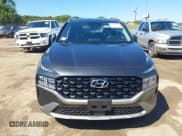 ✅ 2023 Hyundai Santa Fe SEL • VIN: 5NMS2DAJ5PH626722 • Lot: 43268394. Wystawiony na IAAI z przebiegiem 39 758 mil. Bezpłatny archiwum sprzedaży aukcyjnych z USA i szczegółowy raport historii pojazdu na DreamBid. Zdjęcie 12.