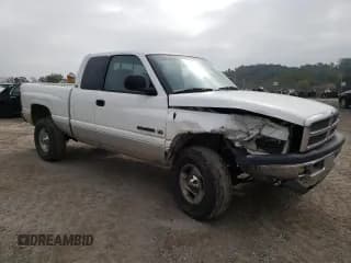 ✅ 2001 Dodge 1500 • VIN: 3B7HF13Y21G728022 • Лот: 74615014. Опубликован ранее на Copart с пробегом 162 870 миль. Бесплатный доступ к архиву аукционных продаж из США и подробный отчёт об истории автомобиля на DreamBid. Изображение 4.