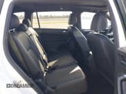 ✅ 2023 Volkswagen Tiguan SE R-Line Black • VIN: 3VVCB7AX0PM090710 • Lot: 41256904. Wystawiony na IAAI z przebiegiem 12 819 mil. Bezpłatny archiwum sprzedaży aukcyjnych z USA i szczegółowy raport historii pojazdu na DreamBid. Zdjęcie 8.