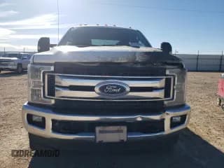 ✅ 2019 Ford F-350 XL • VIN: 1FT8W3BT4KEF33534 • Лот: 42294934. Опубликован ранее на Copart с пробегом Не указан. Бесплатный доступ к архиву аукционных продаж из США и подробный отчёт об истории автомобиля на DreamBid. Изображение 5.