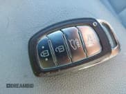 ✅ 2022 Hyundai Ioniq SEL • VIN: KMHC85LC4NU281272 • Lot: 41780390. Wystawiony na IAAI z przebiegiem 6 159 mil. Bezpłatny archiwum sprzedaży aukcyjnych z USA i szczegółowy raport historii pojazdu na DreamBid. Zdjęcie 11.