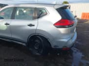 ✅ 2017 Nissan Rogue S • VIN: KNMAT2MT8HP594674 • Lot: 43707949. Listed on IAAI with 75,585 mi. Free auction sales archive from the USA and detailed vehicle history report at DreamBid. Image 6.