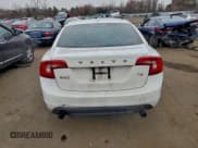 ✅ 2013 Volvo S60 T5 Premier • VIN: YV1612FS4D2178087 • Lot: 93377965. Wystawiony na Copart z przebiegiem 175 439 mil. Bezpłatny archiwum sprzedaży aukcyjnych z USA i szczegółowy raport historii pojazdu na DreamBid. Zdjęcie 6.