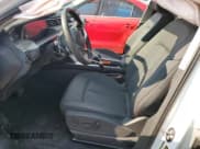 ✅ 2024 Audi Q8 e-tron Premium • VIN: WA14AAGE2RB015813 • Lot: 61265424. Wystawiony na Copart z przebiegiem 1 315 mil. Bezpłatny archiwum sprzedaży aukcyjnych z USA i szczegółowy raport historii pojazdu na DreamBid. Zdjęcie 7.