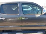 ✅ 2013 Toyota Tacoma PreRunner • VIN: 5TFJU4GN2DX031877 • Lot: 41532757. Listed on IAAI with 176,797 mi. Free auction sales archive from the USA and detailed vehicle history report at DreamBid. Image 13.