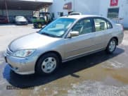 ✅ 2005 Honda Civic • VIN: JHMES96655S020402 • Lot: 42851907. Listed on IAAI with 228,139 mi. Free auction sales archive from the USA and detailed vehicle history report at DreamBid. Image 2.