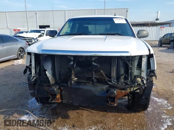 ✅ 2012 GMC Sierra 1500 SLE • VIN: 3GTP2VE79CG149583 • Лот: 43208325. Опубликован ранее на IAAI с пробегом 319 597 миль. Бесплатный доступ к архиву аукционных продаж из США и подробный отчёт об истории автомобиля на DreamBid. Изображение 13.