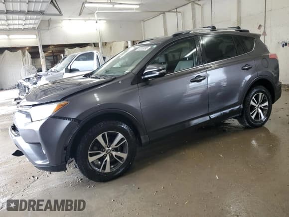 ✅ 2018 Toyota RAV4 XLE • VIN: JTMRFREV0JJ184771 • Lot: 93853095. Wystawiony na Copart z przebiegiem 113 397 mil. Bezpłatny archiwum sprzedaży aukcyjnych z USA i szczegółowy raport historii pojazdu na DreamBid. Zdjęcie 1.