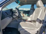 ✅ 2012 Toyota Highlander Limited • VIN: 5TDYK3EH9CS084575 • Lot: 95279465. Listed on Copart with 110,713 mi. Free auction sales archive from the USA and detailed vehicle history report at DreamBid. Image 7.