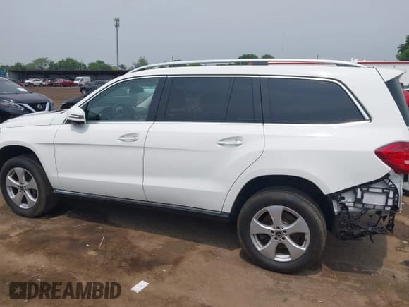 ✅ 2018 Mercedes-Benz GLS 450 • VIN: 4JGDF6EE2JB023644 • Lot: 42431579. Listed on IAAI with 95,940 mi. Free auction sales archive from the USA and detailed vehicle history report at DreamBid. Image 15.