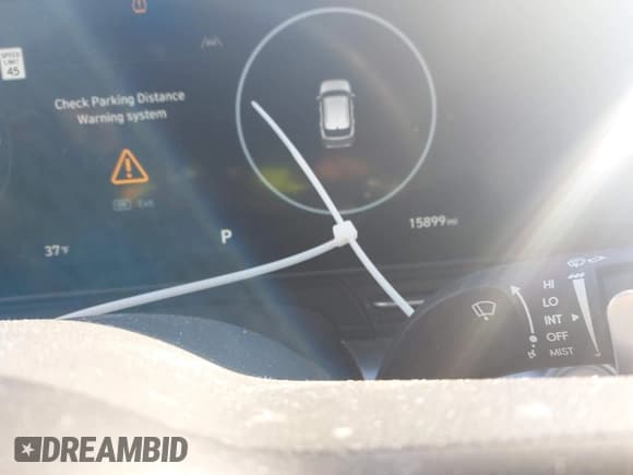 ✅ 2024 Hyundai Kona Limited • VIN: KM8HECA37RU023582 • Lot: 43635726. Listed on IAAI with 15,899 mi. Free auction sales archive from the USA and detailed vehicle history report at DreamBid. Image 7.