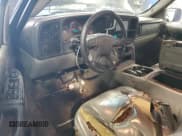 ✅ 2003 Chevrolet Suburban Z71 • VIN: 3GNFK16T23G306247 • Лот: 87797925. Опубликован ранее на Copart с пробегом Не указан. Бесплатный доступ к архиву аукционных продаж из США и подробный отчёт об истории автомобиля на DreamBid. Изображение 8.