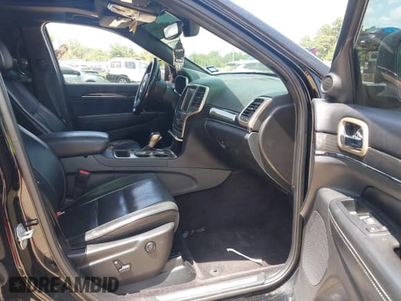 ✅ 2017 Jeep Grand Cherokee Overland • VIN: 1C4RJECG7HC659553 • Лот: 42684503. Опубликован ранее на IAAI с пробегом 152 007 миль. Бесплатный доступ к архиву аукционных продаж из США и подробный отчёт об истории автомобиля на DreamBid. Изображение 5.