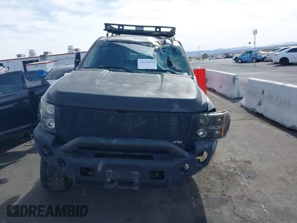 ✅ 2008 Chevrolet Silverado 2500HD LTZ • VIN: 1GCHK236X8F107042 • Лот: 41676842. Опубликован ранее на IAAI с пробегом 329 026 миль. Бесплатный доступ к архиву аукционных продаж из США и подробный отчёт об истории автомобиля на DreamBid. Изображение 6.