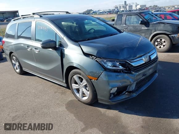 ✅ 2018 Honda Odyssey EX • VIN: 5FNRL6H56JB090386 • Lot: 43564143. Listed on IAAI with 111,484 mi. Free auction sales archive from the USA and detailed vehicle history report at DreamBid. Image 1.