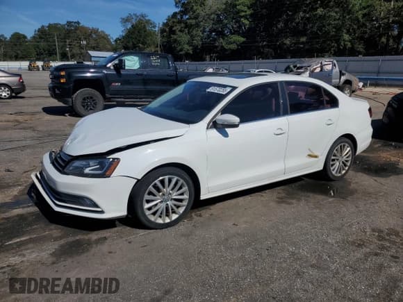 ✅ 2016 Volkswagen Jetta SEL • VIN: 3VWL07AJ7GM377510 • Lot: 91570255. Listed on Copart with 121,561 mi. Free auction sales archive from the USA and detailed vehicle history report at DreamBid. Image 1.