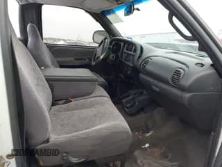 ✅ 2001 Dodge 1500 • VIN: 1B7HC16Z51S797468 • Lot: 43731303. Listed on IAAI with 159,631 mi. Free auction sales archive from the USA and detailed vehicle history report at DreamBid. Image 5.