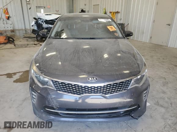 ✅ 2018 Kia Optima S • VIN: 5XXGT4L39JG221888 • Lot: 56732445. Listed on Copart with 70,722 mi. Free auction sales archive from the USA and detailed vehicle history report at DreamBid. Image 5.