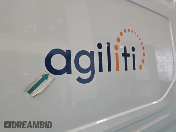 ✅ 2017 Ford Transit • VIN: 1FTYR2XM2HKB48812 • Lot: 42284070. Listed on IAAI with 149,179 mi. Free auction sales archive from the USA and detailed vehicle history report at DreamBid. Image 1.