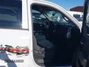 ✅ 2018 Chevrolet Silverado 1500 LT • VIN: 3GCPCREC2JG163338 • Lot: 43656262. Wystawiony na IAAI z przebiegiem 110 223 mil. Bezpłatny archiwum sprzedaży aukcyjnych z USA i szczegółowy raport historii pojazdu na DreamBid. Zdjęcie 5.