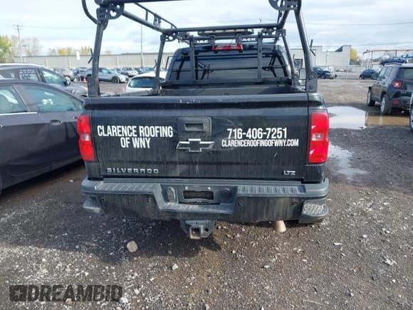 ✅ 2019 Chevrolet Silverado 2500HD LTZ • VIN: 1GC1KTEY8KF145849 • Lot: 43471791. Listed on IAAI with 100,053 mi. Free auction sales archive from the USA and detailed vehicle history report at DreamBid. Image 16.