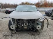 ✅ 2019 Chevrolet Traverse LT Cloth • VIN: 1GNERGKWXKJ200121 • Lot: 93760355. Wystawiony na Copart z przebiegiem Nie podano. Bezpłatny archiwum sprzedaży aukcyjnych z USA i szczegółowy raport historii pojazdu na DreamBid. Zdjęcie 5.