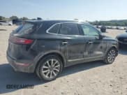 ✅ 2019 Lincoln MKC Reserve • VIN: 5LMCJ3D93KUL04447 • Лот: 71974185. Опубликован ранее на Copart с пробегом 87 110 миль. Бесплатный доступ к архиву аукционных продаж из США и подробный отчёт об истории автомобиля на DreamBid. Изображение 3.