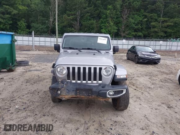 ✅ 2020 Jeep Wrangler Unlimited Sahara • VIN: 1C4HJXENXLW135615 • Lot: 42611859. Wystawiony na IAAI z przebiegiem 85 452 mil. Bezpłatny archiwum sprzedaży aukcyjnych z USA i szczegółowy raport historii pojazdu na DreamBid. Zdjęcie 13.