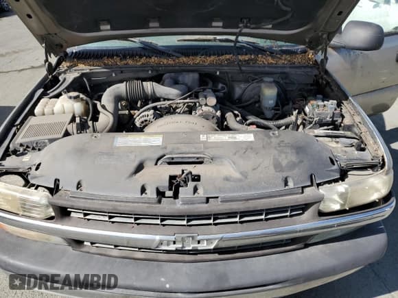 ✅ 2000 Chevrolet Silverado 1500 • VIN: 1GCEC14W4YE174122 • Лот: 75111014. Опубликован ранее на Copart с пробегом 107 695 миль. Бесплатный доступ к архиву аукционных продаж из США и подробный отчёт об истории автомобиля на DreamBid. Изображение 11.