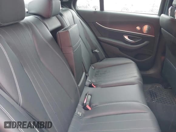 ✅ 2023 Mercedes-Benz E 350 • VIN: W1KZF8EB3PB099299 • Lot: 42202634. Listed on IAAI with 24,157 mi. Free auction sales archive from the USA and detailed vehicle history report at DreamBid. Image 8.