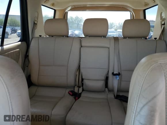 ✅ 2001 Mercedes-Benz M 320/430/500 • VIN: 4JGAB54E31A242466 • Лот: 80584225. Опубликован ранее на Copart с пробегом 174 690 миль. Бесплатный доступ к архиву аукционных продаж из США и подробный отчёт об истории автомобиля на DreamBid. Изображение 10.