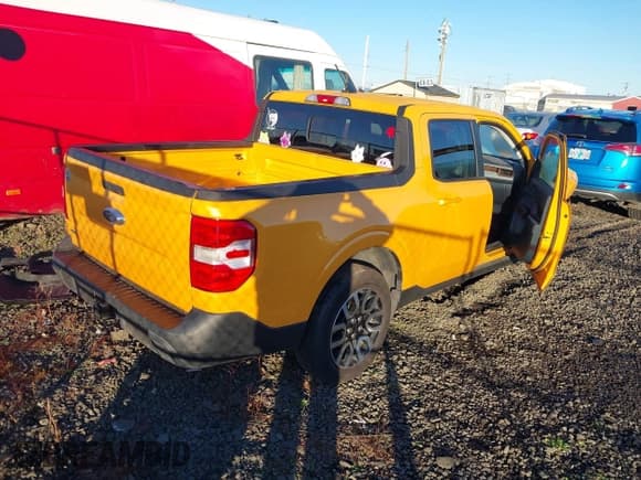 ✅ 2023 Ford Maverick XLT • VIN: 3FTTW8E32PRA68274 • Lot: 43388865. Listed on IAAI with 37,244 mi. Free auction sales archive from the USA and detailed vehicle history report at DreamBid. Image 4.