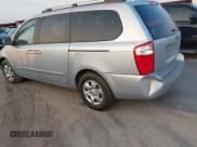 ✅ 2006 Kia Sedona LX • VIN: KNDMB233866082210 • Лот: 43059408. Опубликован ранее на IAAI с пробегом 180 558 миль. Бесплатный доступ к архиву аукционных продаж из США и подробный отчёт об истории автомобиля на DreamBid. Изображение 3.