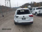 ✅ 2023 Volkswagen Tiguan SE • VIN: 3VV2B7AX0PM019809 • Лот: 43694567. Опубликован ранее на IAAI с пробегом 21 500 миль. Бесплатный доступ к архиву аукционных продаж из США и подробный отчёт об истории автомобиля на DreamBid. Изображение 16.