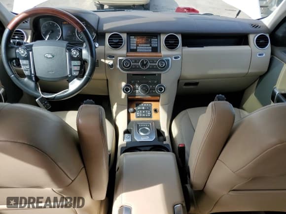 ✅ 2016 Land Rover LR4 HSE Lux • VIN: SALAK2V69GA810523 • Лот: 43283103. Опубликован ранее на Copart с пробегом 72 547 миль. Бесплатный доступ к архиву аукционных продаж из США и подробный отчёт об истории автомобиля на DreamBid. Изображение 8.