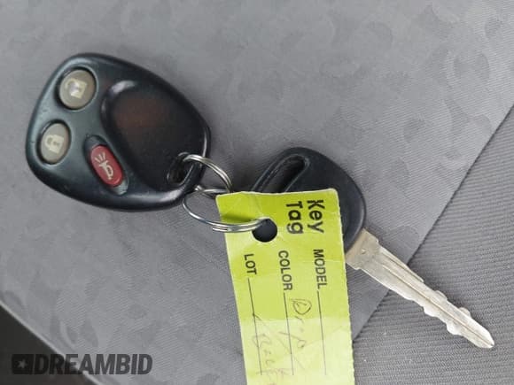 ✅ 2006 Saturn VUE • VIN: 5GZCZ33DX6S861636 • Lot: 41794986. Wystawiony na IAAI z przebiegiem 101 775 mil. Bezpłatny archiwum sprzedaży aukcyjnych z USA i szczegółowy raport historii pojazdu na DreamBid. Zdjęcie 11.