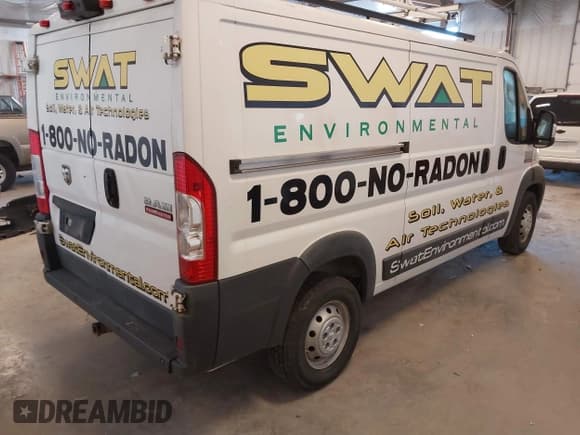✅ 2018 Ram ProMaster Cargo • VIN: 3C6TRVAG5JE134675 • Lot: 43534462. Wystawiony na IAAI z przebiegiem 180 220 mil. Bezpłatny archiwum sprzedaży aukcyjnych z USA i szczegółowy raport historii pojazdu na DreamBid. Zdjęcie 4.