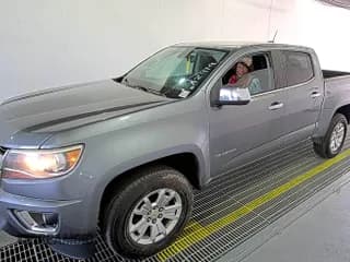 ✅ 2018 Chevrolet Colorado 2WD LT • VIN: 1GCGSCENXJ1213340 • Лот: 42330109. Опубликован ранее на IAAI с пробегом 71 269 миль. Бесплатный доступ к архиву аукционных продаж из США и подробный отчёт об истории автомобиля на DreamBid. Изображение 1.