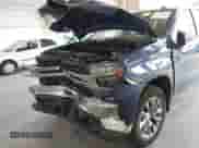 2022 Chevrolet Silverado 1500 LT z VIN 1GCPWCED0NZ157010, wystawiony jako IAAI lot #42592135 z przebiegiem 73 037 mil mil oraz . Historia ofert i sprzedaży dostępna na DreamBid. Obrazek 6.