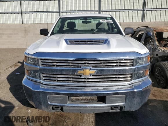 ✅ 2017 Chevrolet Silverado 1500 • VIN: 1GC0CUEY5HZ273584 • Лот: 46923355. Опубликован ранее на Copart с пробегом Не указан. Бесплатный доступ к архиву аукционных продаж из США и подробный отчёт об истории автомобиля на DreamBid. Изображение 5.